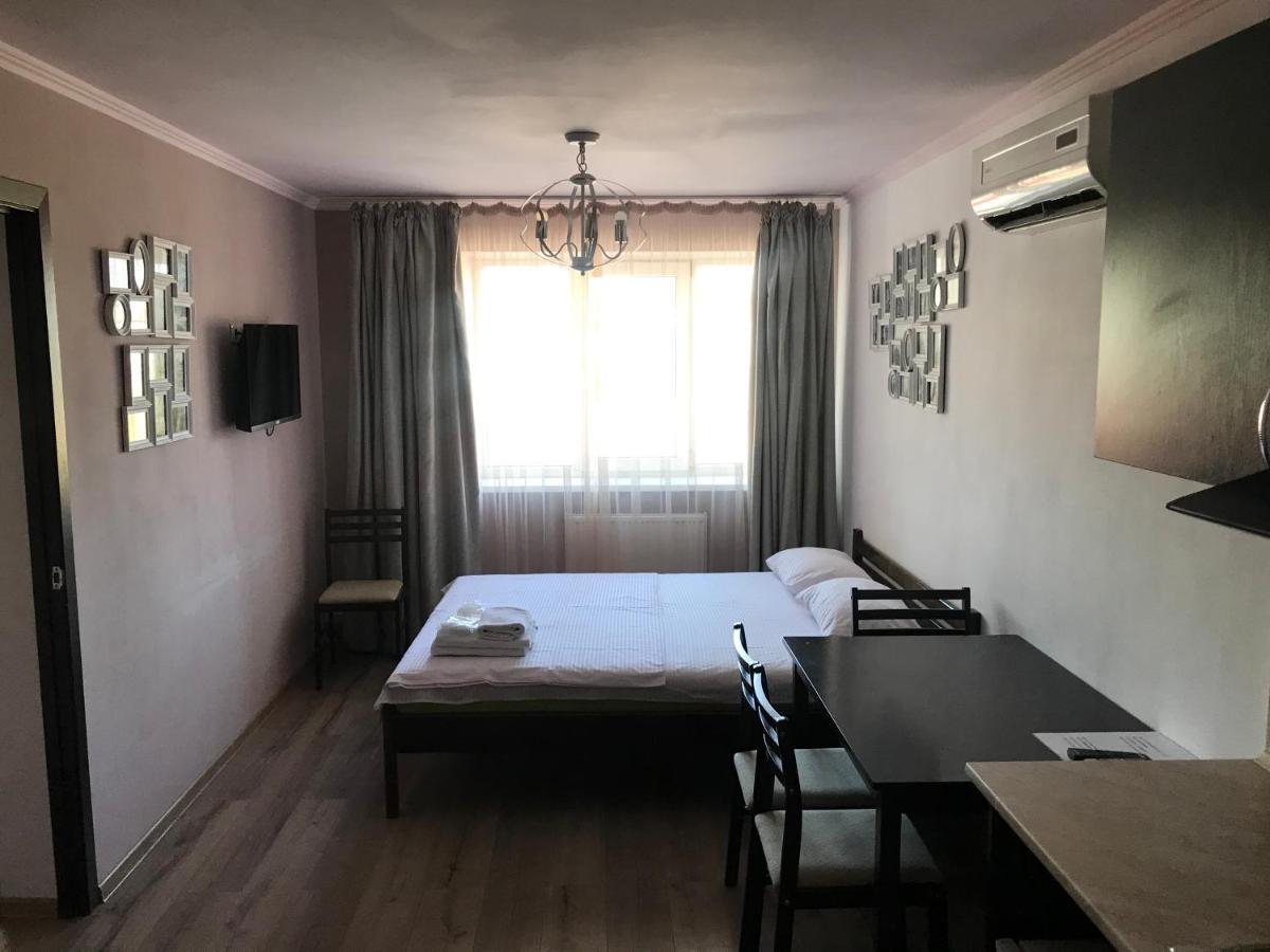 Rest Time Apartments Odessa Luaran gambar